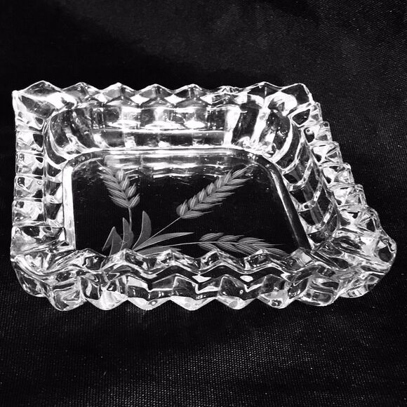 VTG HEISEY CRYSTAL SQUARE ASHTRAY RIDGELEIGH ETCHED WHEAT GLASS 1935-44 BRIDGE - Picture 1 of 8